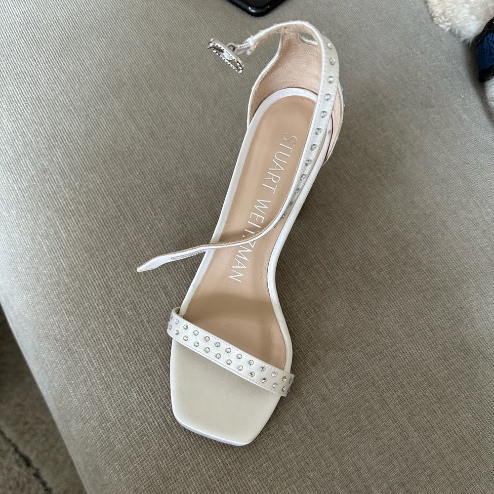 Stuart Weitzman White Station Crystal shoes